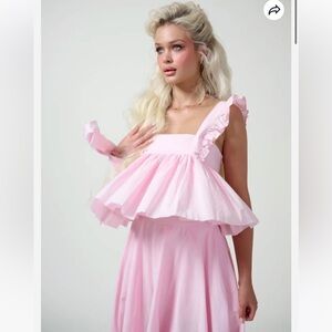 Selkie pink ruffle apron top babydoll top small